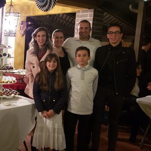 Meet your Posher, Adriana